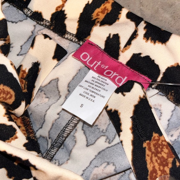 Flare cheetah pants - Picture 3 of 3